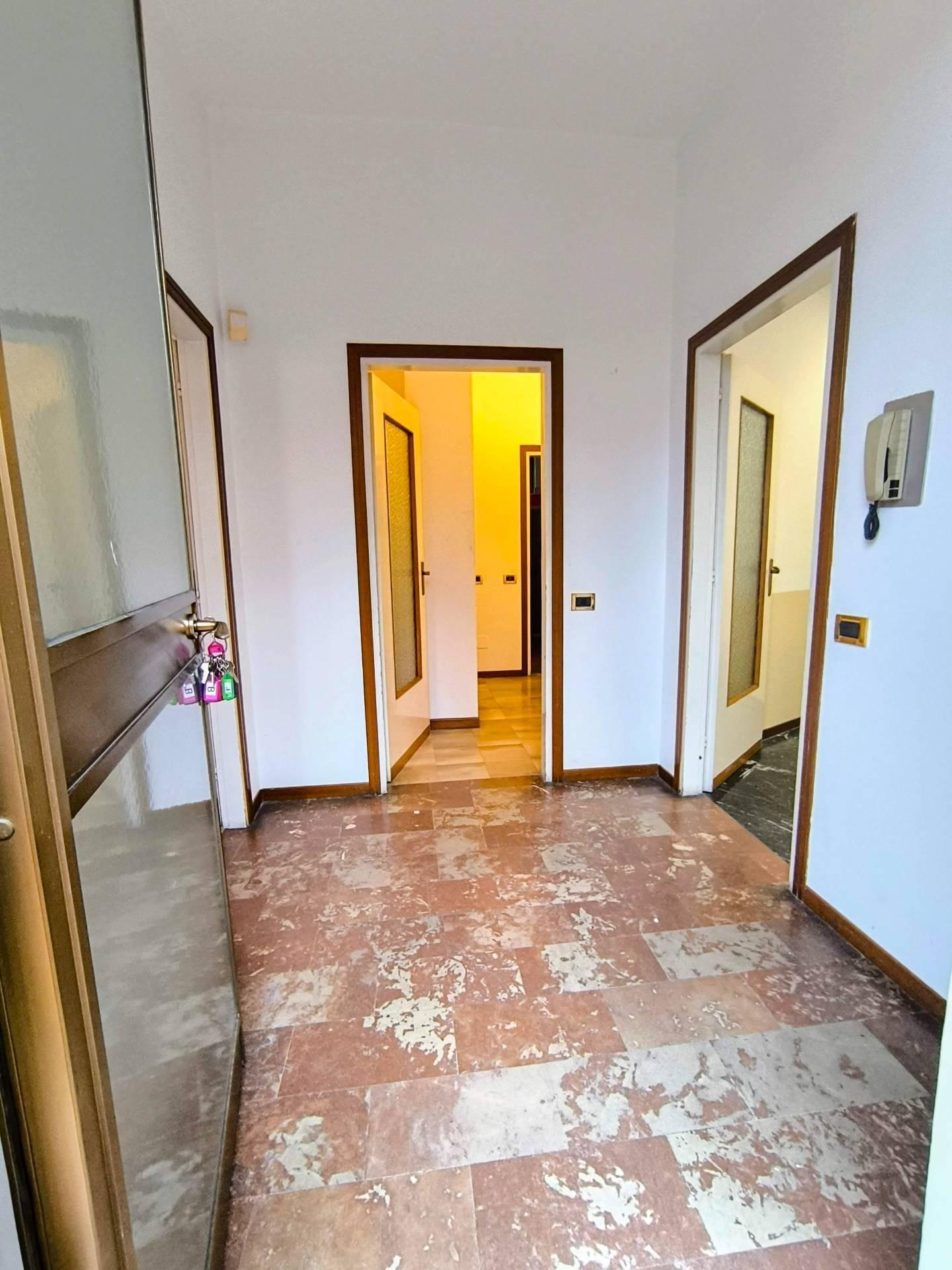 Trilocale in Via Giovanni XXIII 6, Civate