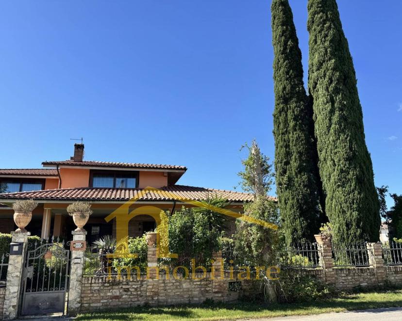 Villa in Contrada Collina 80, Nocciano — foto 4 di 5