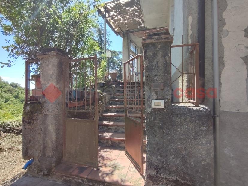 Terratetto unifamiliare in Via del Grotto  8, Camporgiano — foto 5 di 5