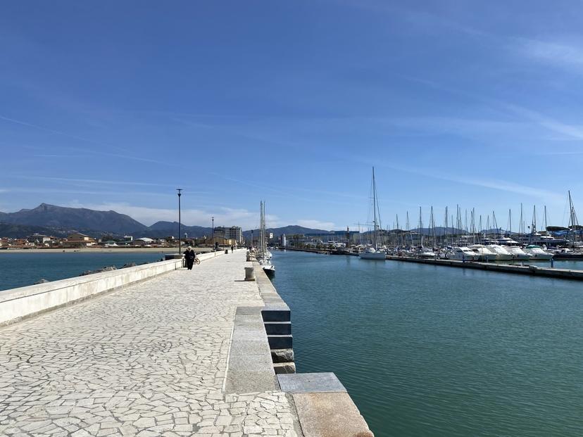 Appartamento in Via Novara, Viareggio