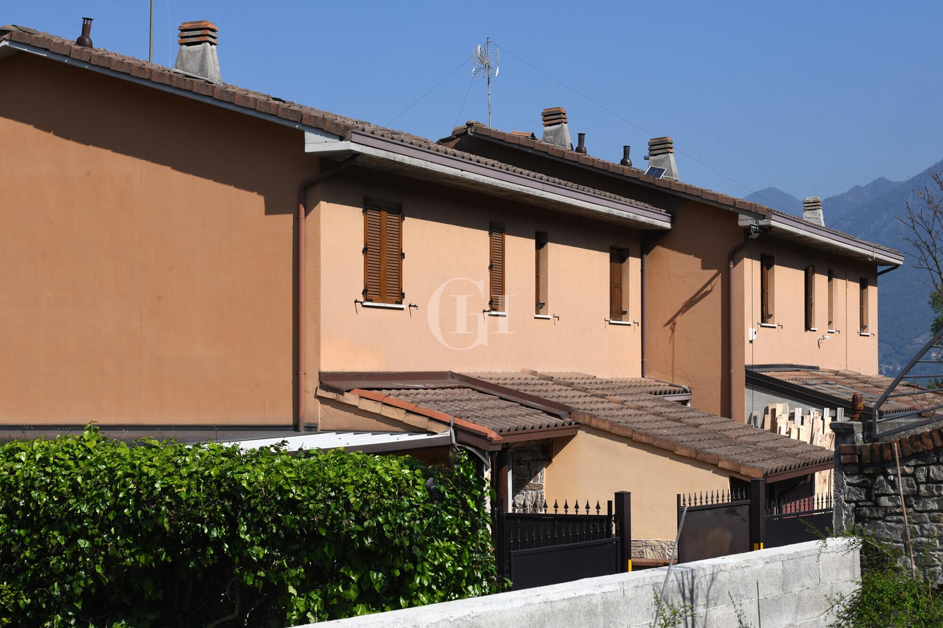 Villa a schiera, Sulzano