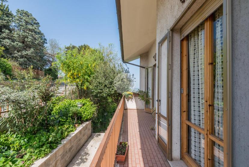 Casa indipendente in Via Riccardo Zandonai 7, Mombaroccio — foto 2 di 5