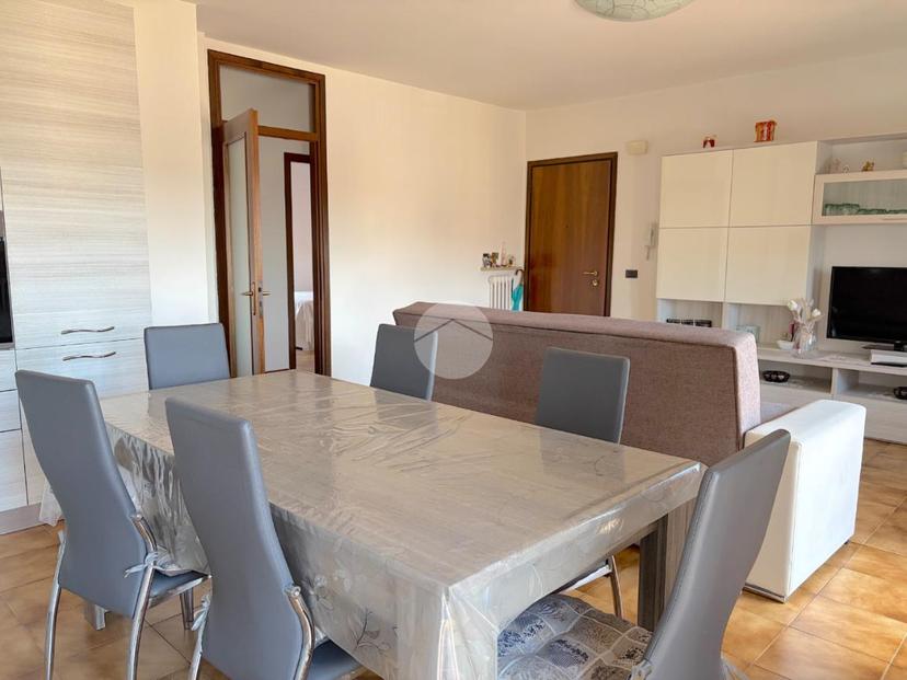 Quadrilocale in Via Giuseppe Mazzini 127, Povegliano Veronese — foto 2 di 5