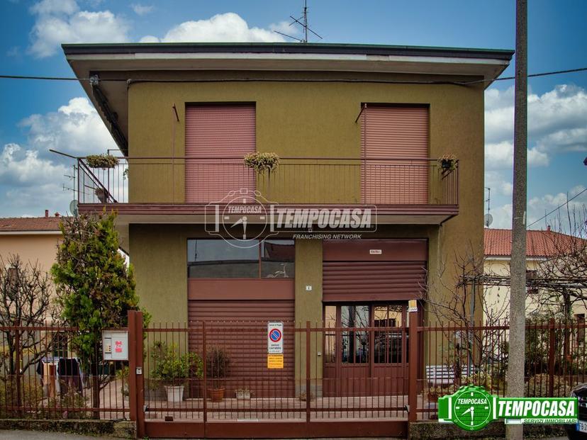 Villa a schiera in Via Vittorio Veneto 6, Muggiò — foto 3 di 5