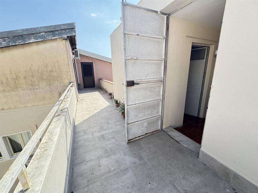 Bilocale in Via Morgioni, Valverde — foto 4 di 5