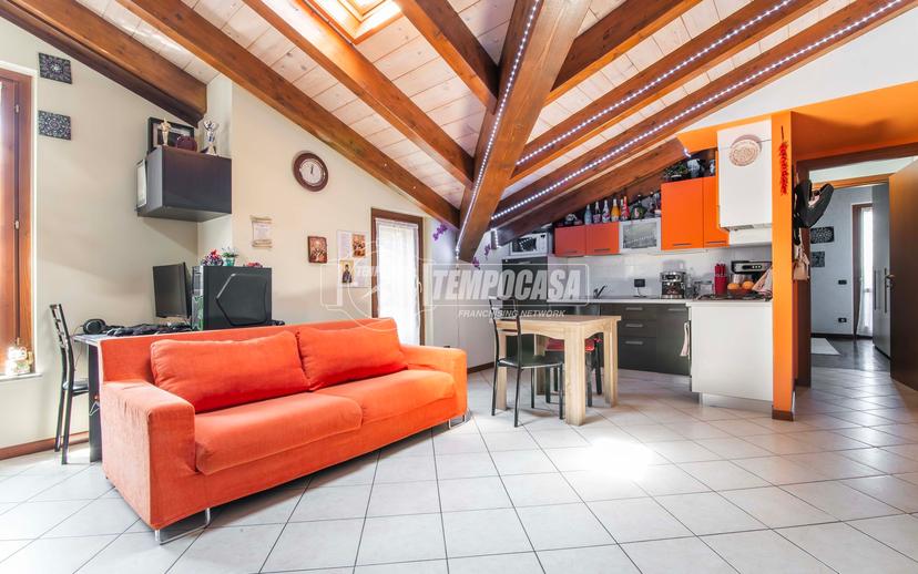 Bilocale in Via Manzoni 84, Turate — foto 3 di 5