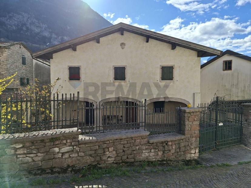 Casa indipendente in Via Giovanni Uberti 2, Longarone — foto 5 di 5
