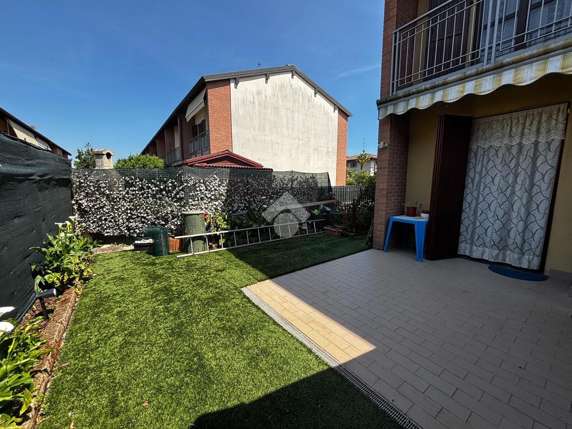 Villa a schiera in Via Don Camillo Vassalli, Comun Nuovo