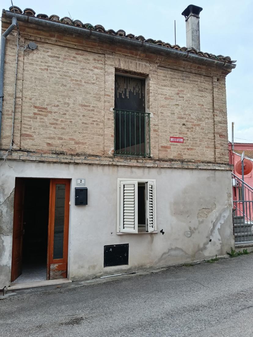 Bilocale in Via della Fonte Vecchia, Città Sant'Angelo — foto 2 di 5