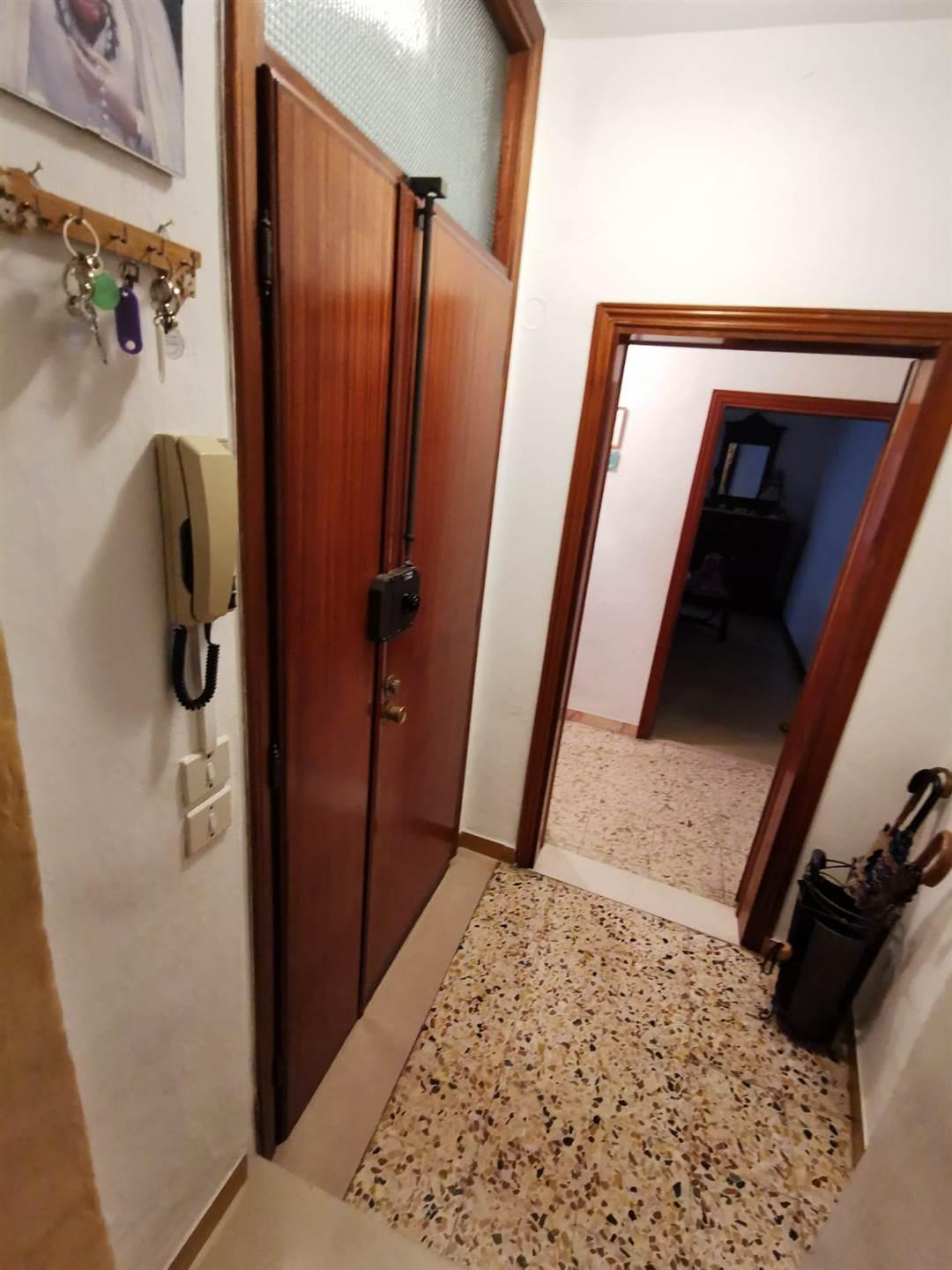 Trilocale, Colle di Val d'Elsa