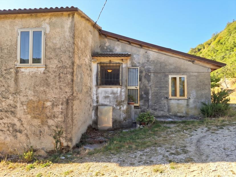Casa indipendente in Località Pereto Ville 12, Sant'Agata Feltria — foto 2 di 5