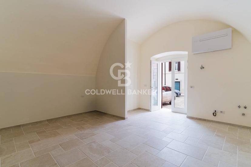 Monolocale in Via Santa Maria 49, Trani — foto 2 di 5