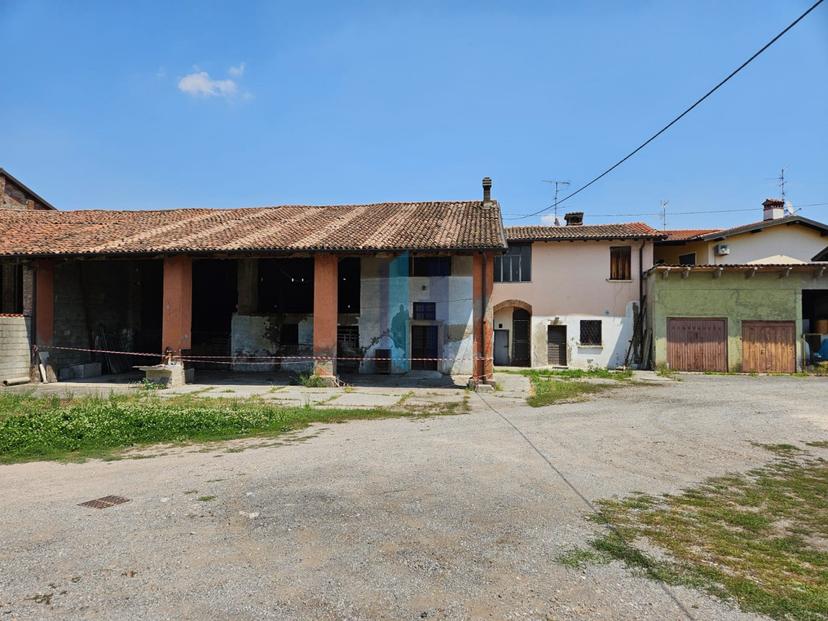 Cascina, Castel Mella — foto 2 di 5