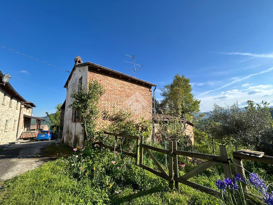 Casa indipendente in Località Casale 10, Morfasso