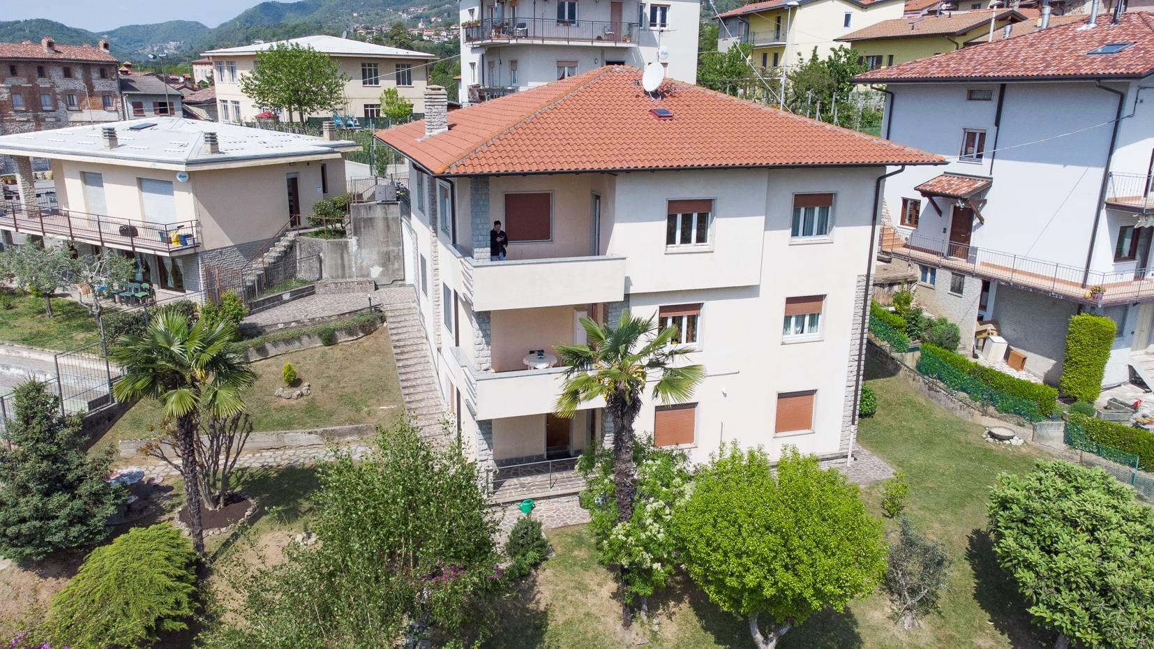 Villa in Via Castello Rescanzi 17, Almenno San Bartolomeo