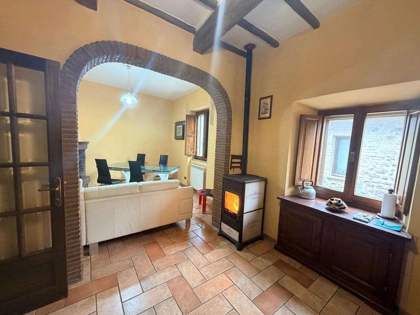 Quadrilocale in Via delle Scalette 19, Baschi — foto 5 di 5
