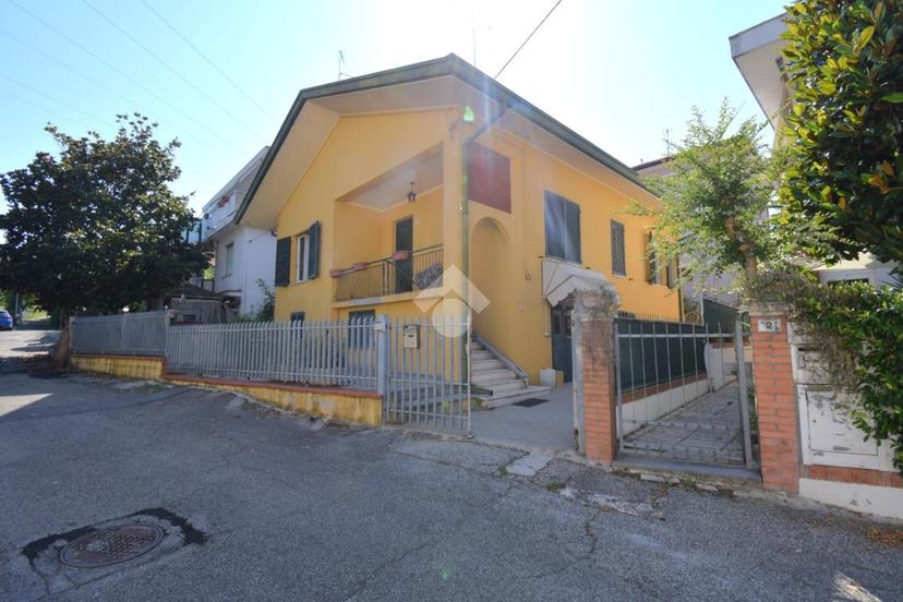 Villa in Viale Terni 4, Riccione — foto 3 di 5