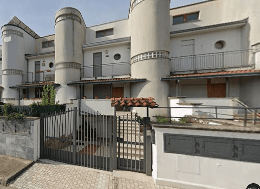 Villa unifamiliare in Via Generale Carlo Alberto dalla Chiesa, Benevento — foto 3 di 5