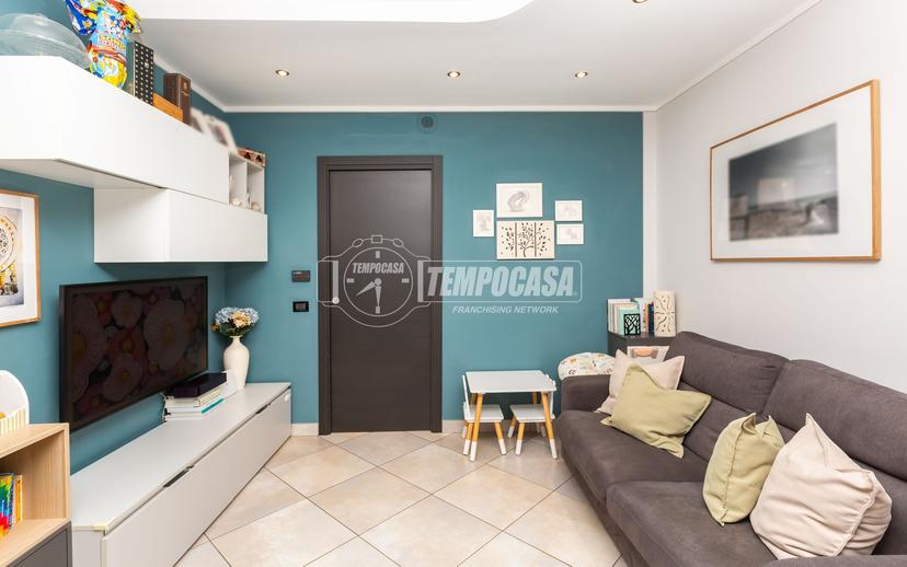 Trilocale in Via Antonio Vivaldi, Riva presso Chieri — foto 3 di 5