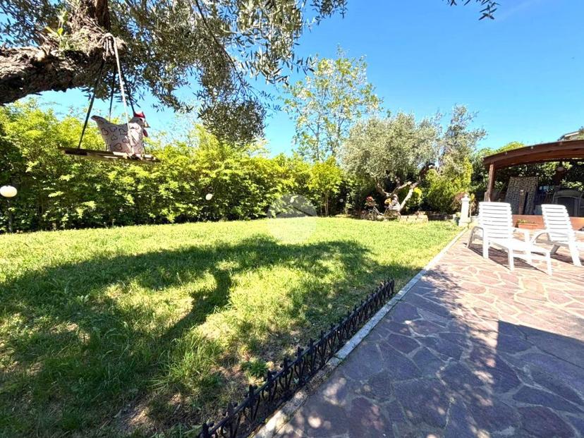 Villa in Via Arno 37, San Giacomo degli Schiavoni — foto 2 di 5
