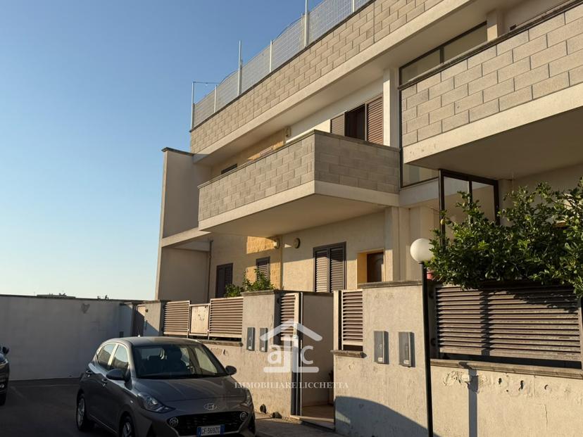 Trilocale in Via Abbruzzo,3, Lizzanello — foto 2 di 5