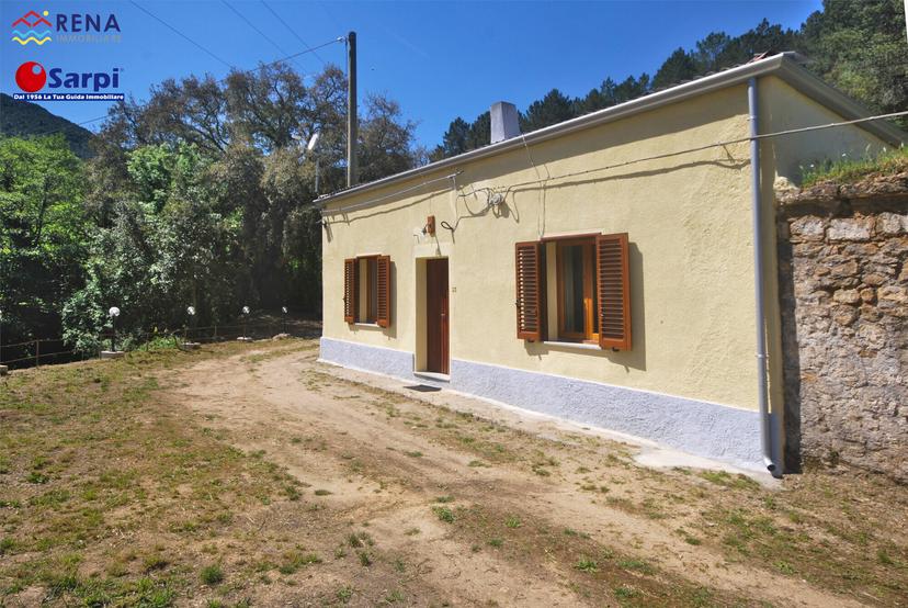 Villa a schiera in Località Fundu di Monti 23, Tempio Pausania