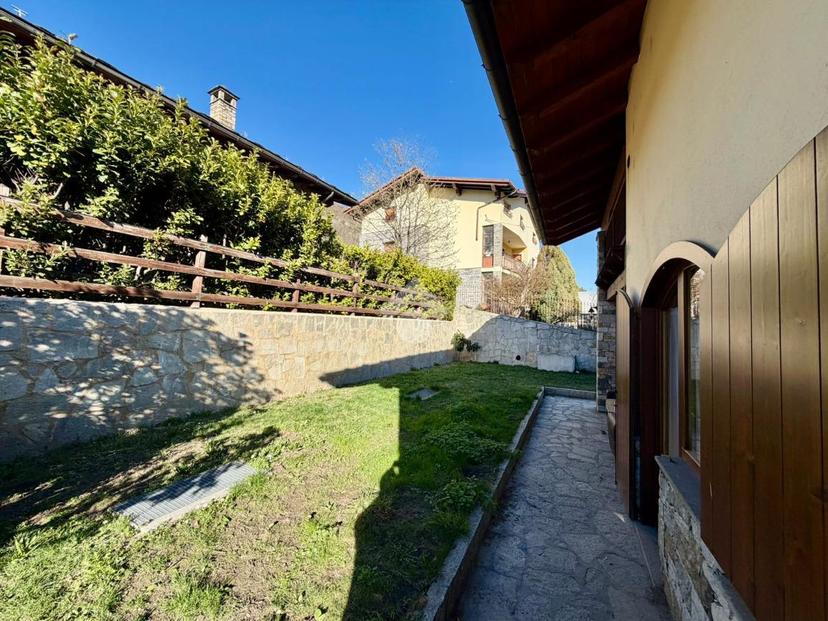 Villa in Via Aosta 48, Quart — foto 5 di 5