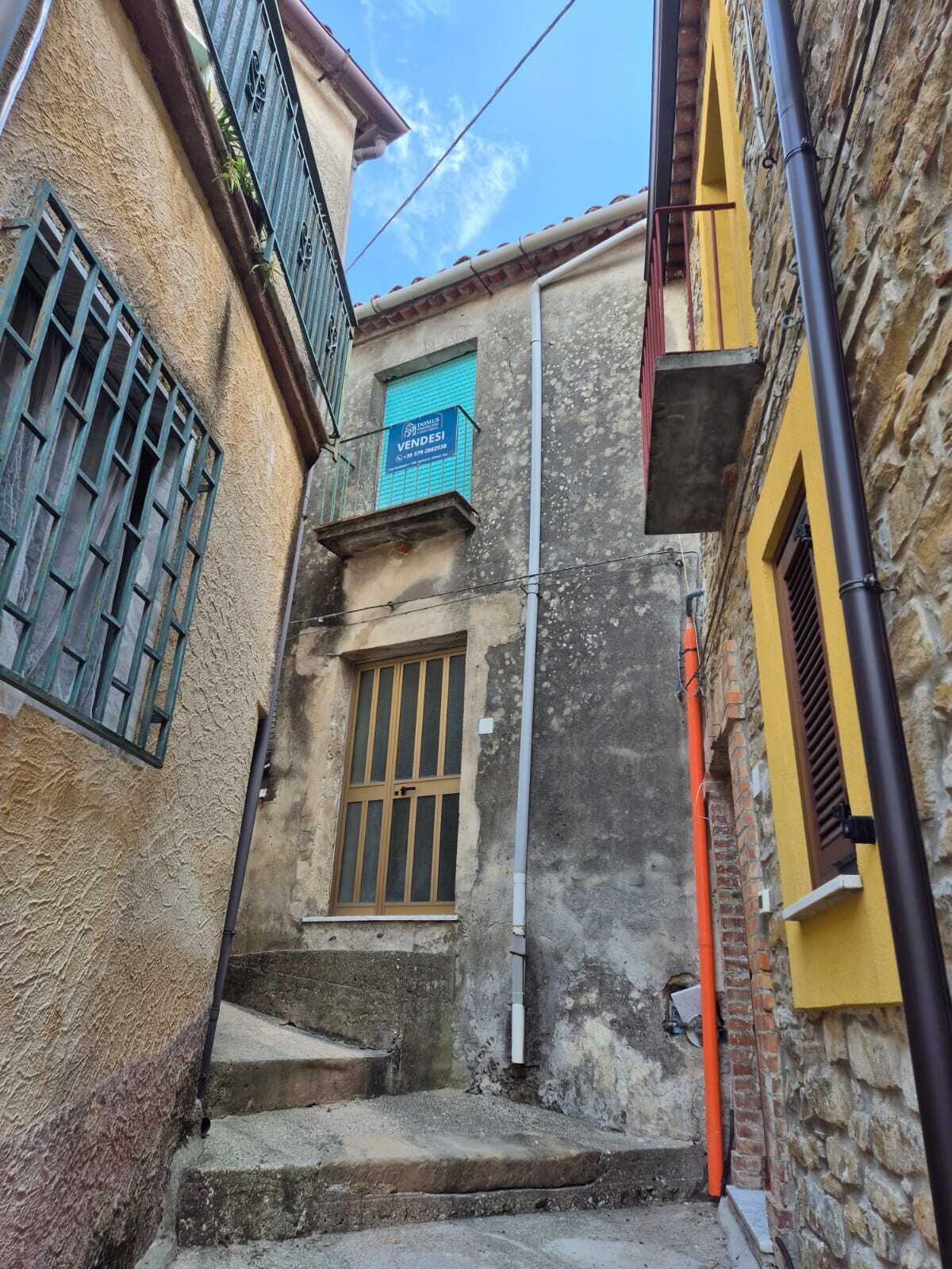 Trilocale in Vico Zerno 4, Prignano Cilento