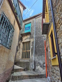 Trilocale in Vico Zerno 4, Prignano Cilento