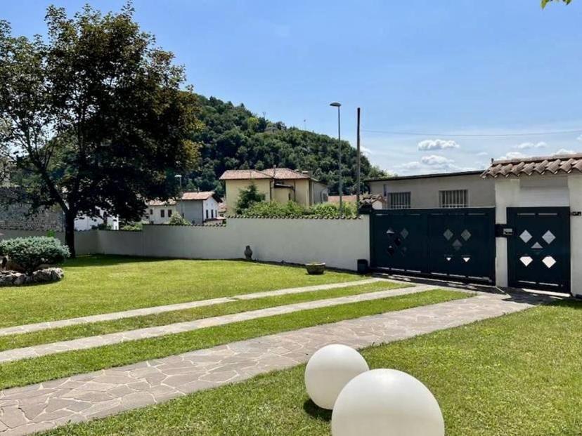 Villa unifamiliare, Travesio — foto 5 di 5