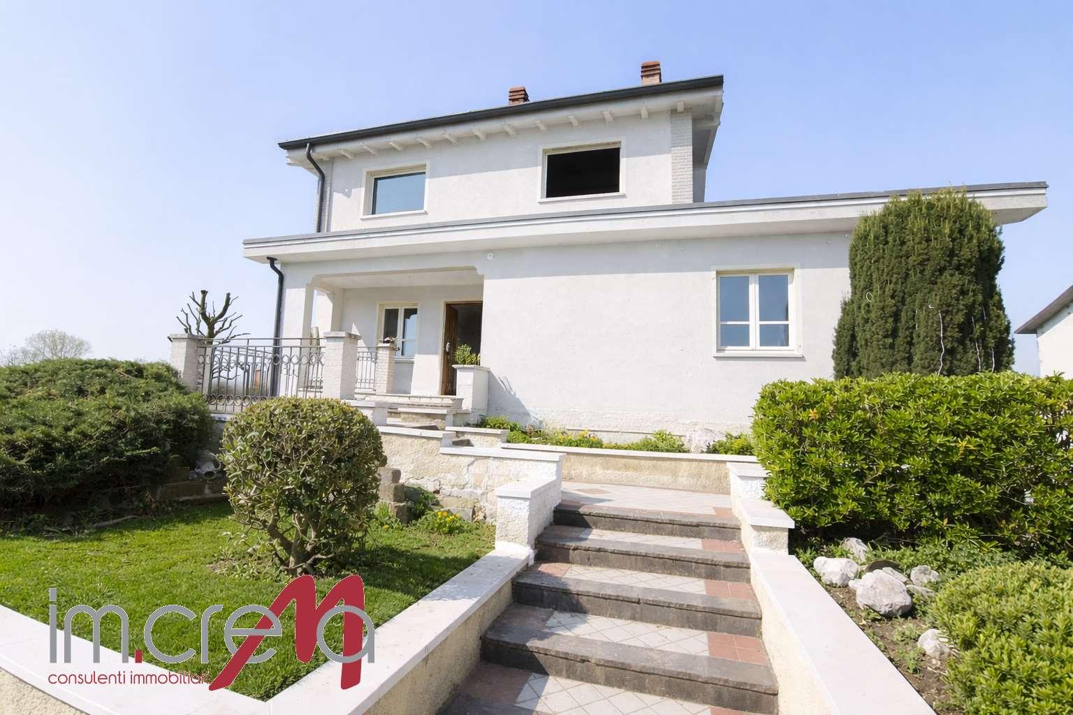 Villa unifamiliare, Crema