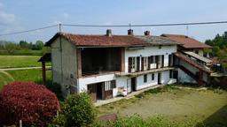 Cascina in Via Delio Godino 37, San Secondo di Pinerolo