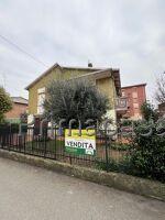 Casa indipendente in Prampolini 12, Fabbrico