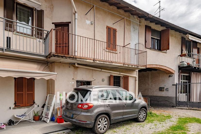 Quadrilocale in Via Roma, Travedona-Monate — foto 4 di 5