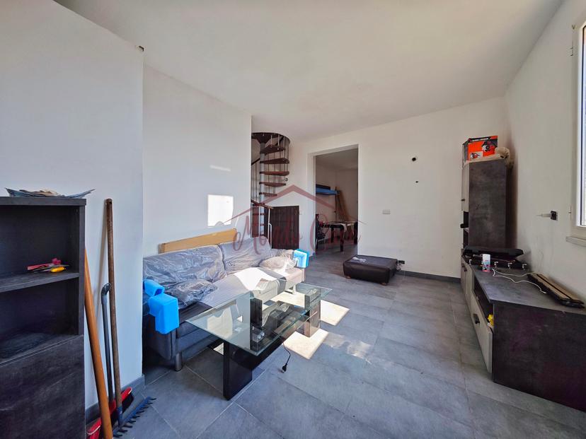 Casa indipendente in Via Umberto Maddalena 103, Vezzano Ligure — foto 3 di 5