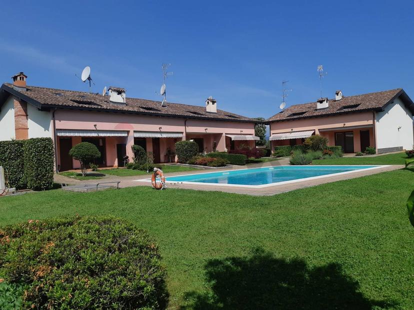 Villa, Castelletto sopra Ticino — foto 3 di 5