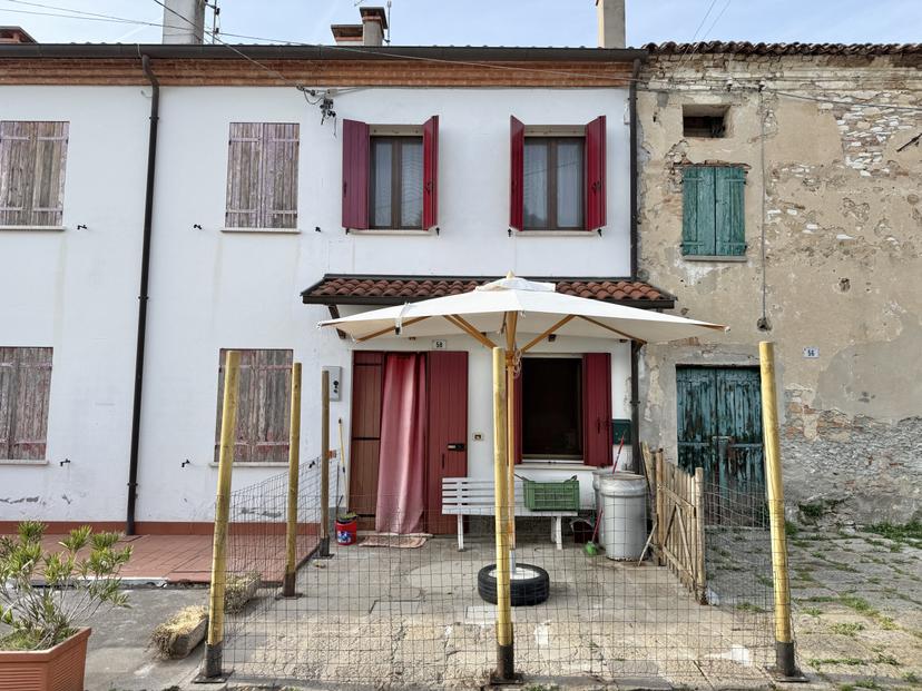 Villa a schiera in Via Valbona, Lozzo Atestino — foto 2 di 5