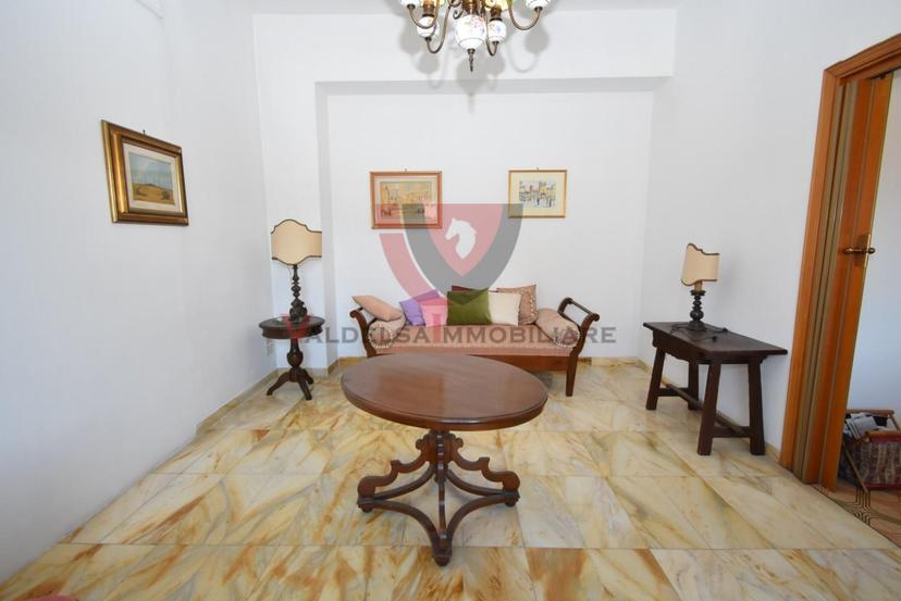 Appartamento in XXV Aprile, Colle di Val d'Elsa — foto 2 di 5
