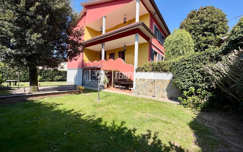 Villa in Via a. Moro 73, Villafranca in Lunigiana — foto 5 di 5