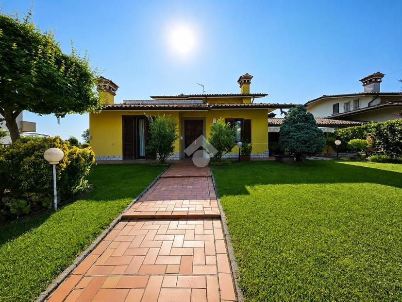 Villa in Via Bosetti, Chiari — foto 4 di 5