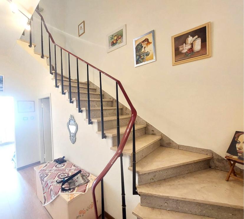 Casa indipendente in Via Palmiro Togliatti, Vaiano — foto 3 di 5