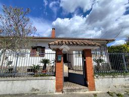 Villa in Traversa Antonio De Curtis 8, Cervino