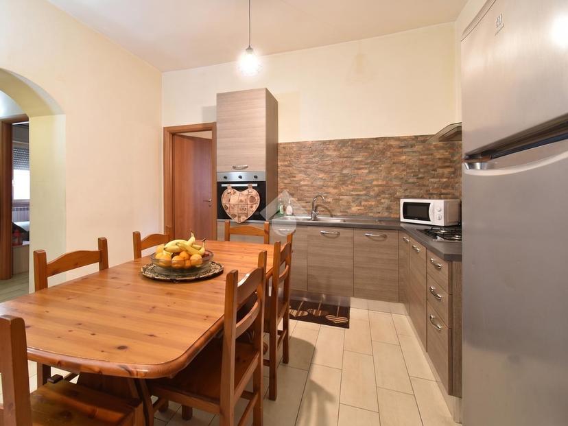 Casa indipendente in Via delle Mimose 12, Latina — foto 2 di 5