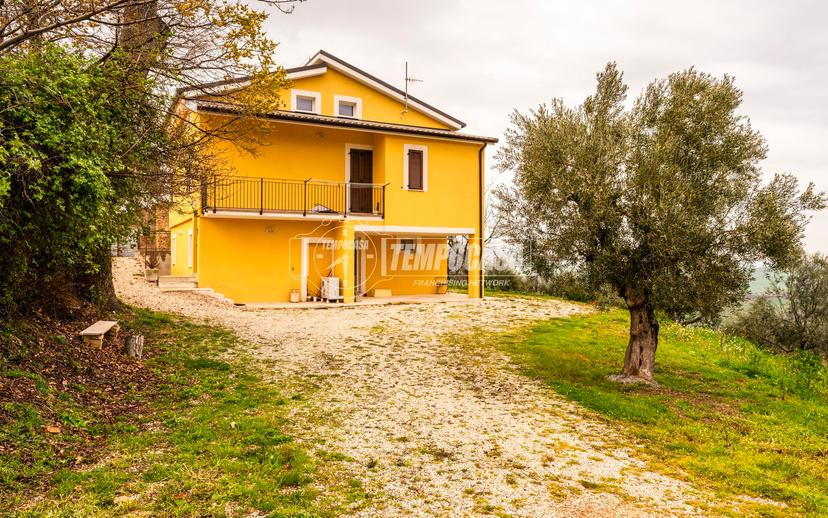 Quadrilocale in Contrada Parolito, Parolito, San Severino Marche — foto 5 di 5