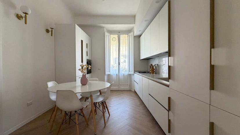 Appartamento in Viale dei Mille 166, Firenze