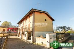 Villa a schiera in Vicolo Madre Teresa di Calcutta, Ripalta Arpina