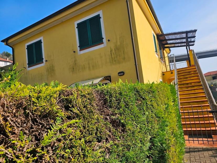 Trilocale in Via Pairola 44, San Bartolomeo al Mare — foto 3 di 5