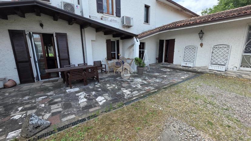 Casa indipendente in Via del Garda 107, Valeggio sul Mincio — foto 3 di 5