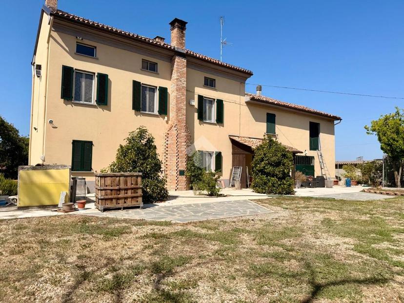 Casa indipendente in Via Castelnuovo 40, Sale — foto 5 di 5