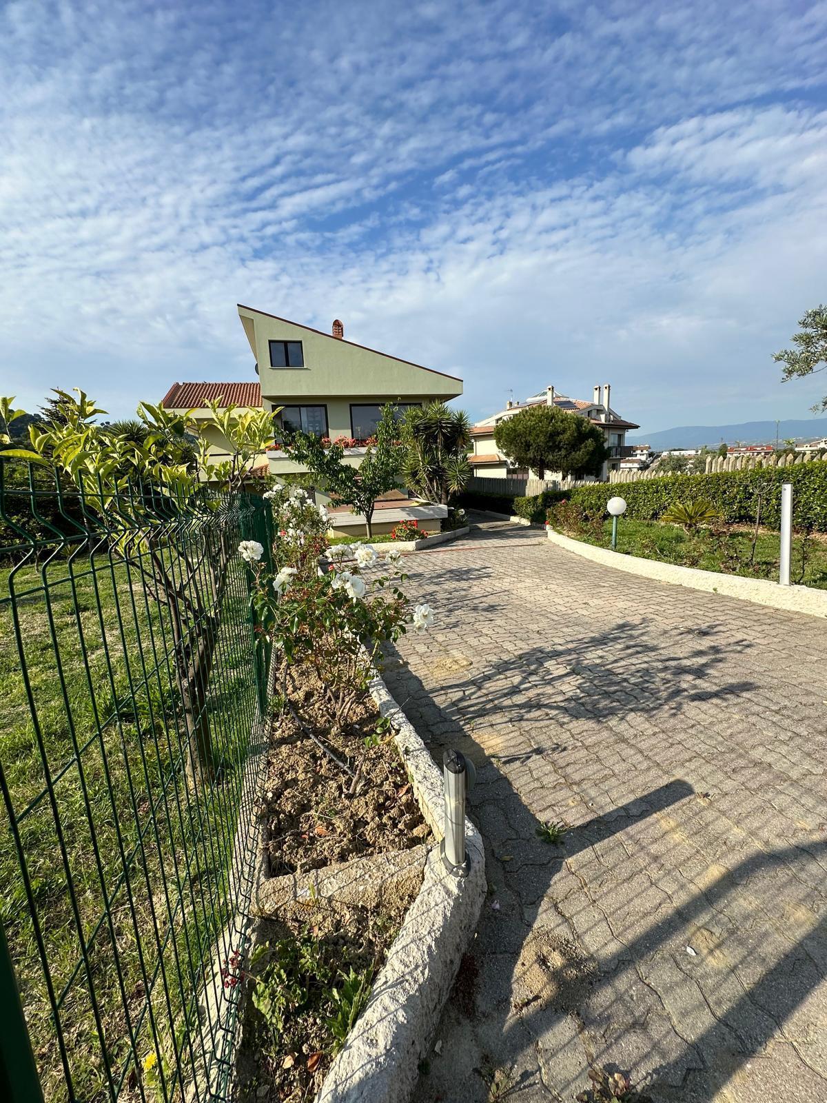 Villa in Via Colle della Vecchia, Montesilvano